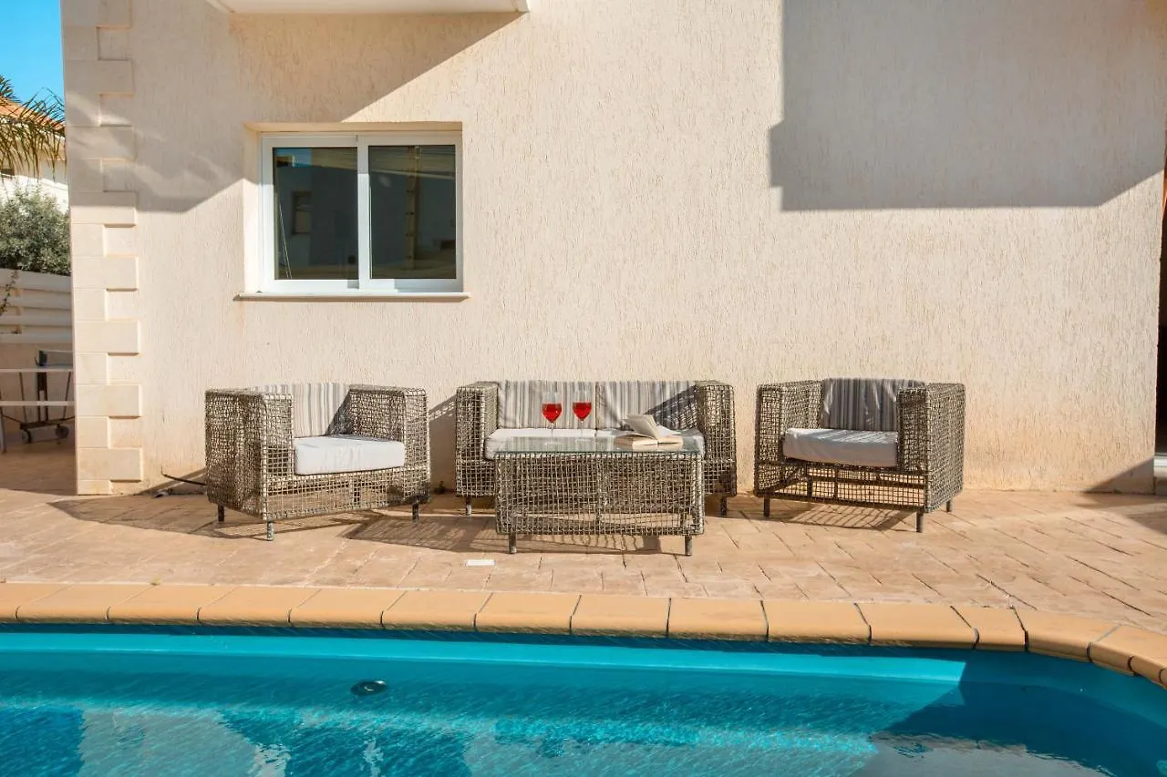 Protaras Holiday Villa 035 0*,